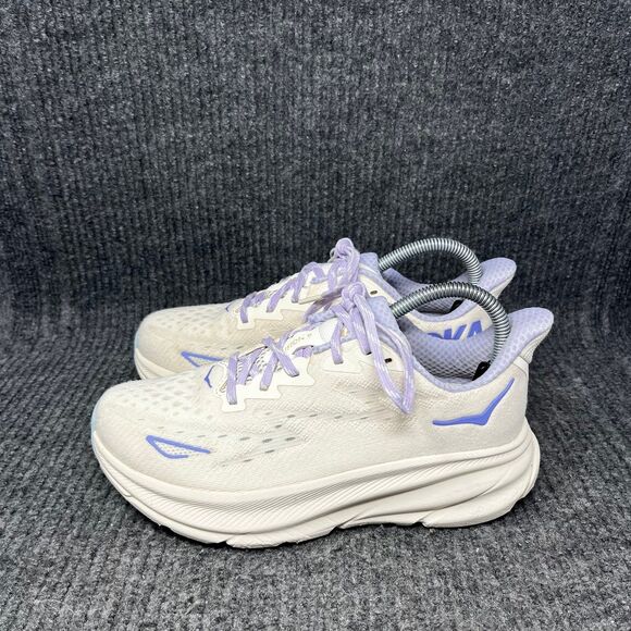 Hoka One One Clifton 9 Free People Movement Running Shoes Sz 7 B Eggnog Lilac - Picture 3 of 9